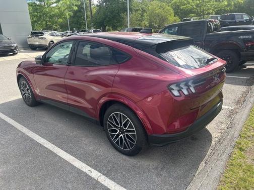 MOLTEN MAGENTA TINTED CC 2025 Ford Mustang Mach-E PREMIUM