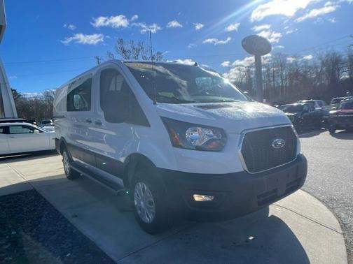 2024 Ford Transit-250 BASE