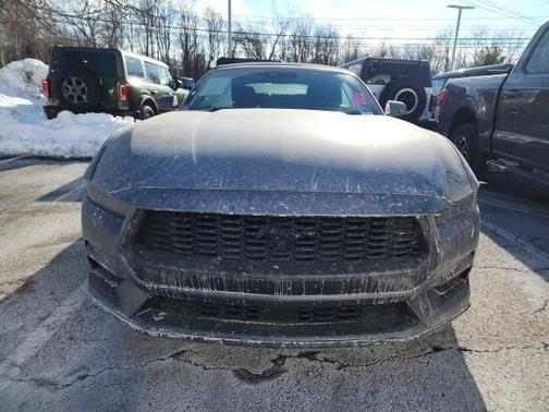 2025 Ford Mustang ECOBOOST PREMIUM