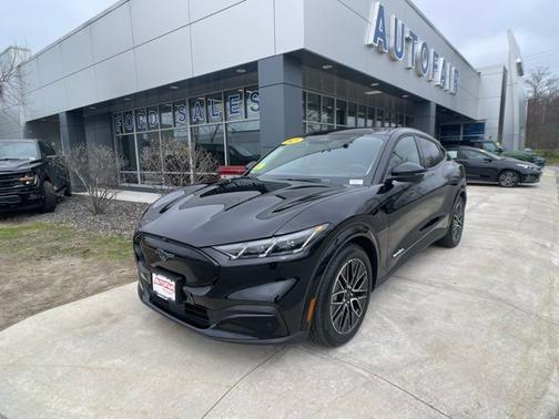 SHADOW BLACK 2025 Ford Mustang Mach-E PREMIUM