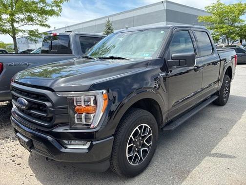 AGATE BLACK METALLIC 2022 Ford F-150 XLT