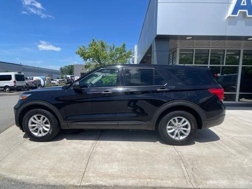 AGATE BLACK METALLIC 2020 Ford Explorer BASE