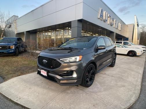 2020 Ford Edge ST