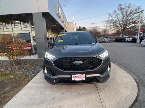 2020 Ford Edge ST