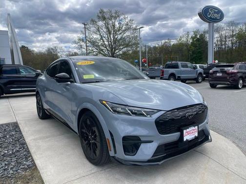 GLACIER GRAY MET TRI-COAT 2025 Ford Mustang Mach-E GT