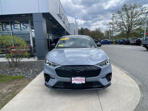 GLACIER GRAY MET TRI-COAT 2025 Ford Mustang Mach-E GT