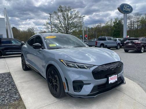 GLACIER GRAY MET TRI-COAT 2025 Ford Mustang Mach-E GT