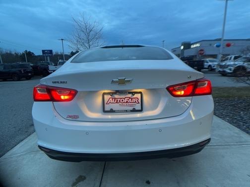 2024 Chevrolet Malibu LT W/1LT