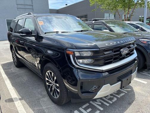 AGATE BLACK METALLIC 2025 Ford Expedition PLATINUM