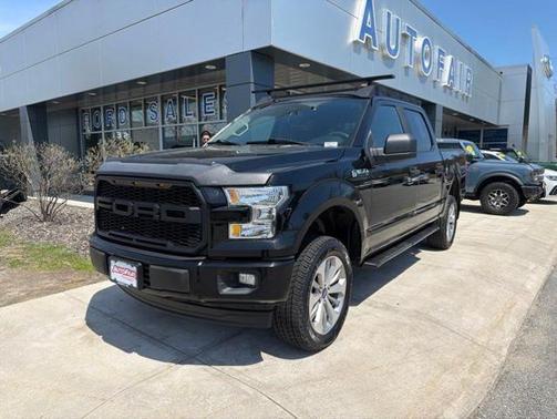 SHADOW BLACK 2017 Ford F-150 XL