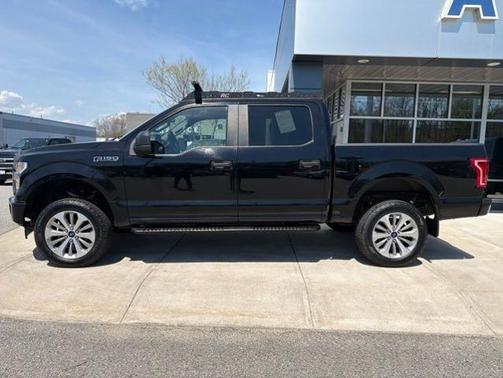 SHADOW BLACK 2017 Ford F-150 XL