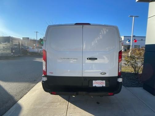 2019 Ford Transit-250 130 WB LOW ROOF CARGO