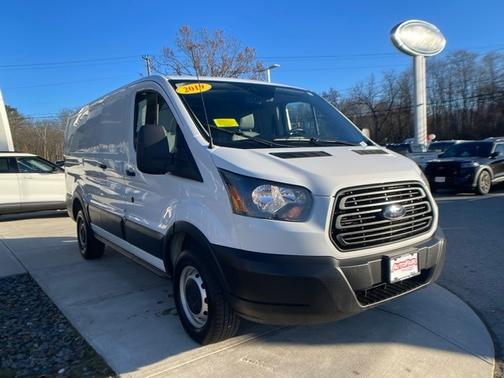 2019 Ford Transit-250 130 WB LOW ROOF CARGO