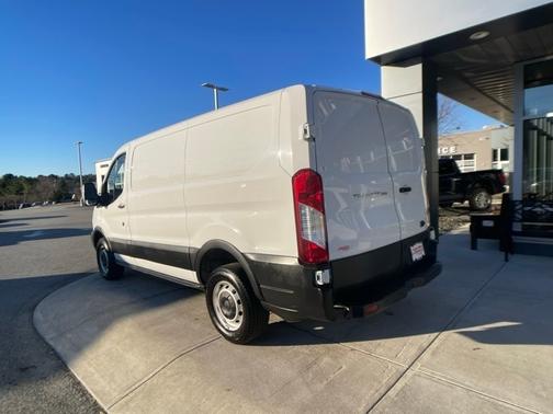 2019 Ford Transit-250 130 WB LOW ROOF CARGO