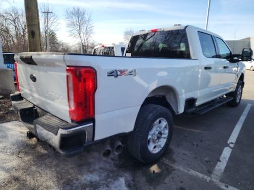 OXFORD WHITE 2025 Ford F-250 XLT