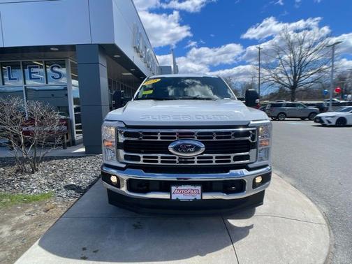 OXFORD WHITE 2025 Ford F-250 XLT