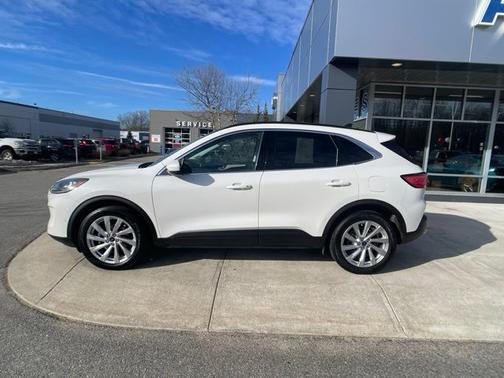 2021 Ford Escape TITANIUM