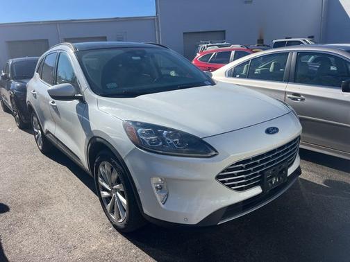 2021 Ford Escape TITANIUM