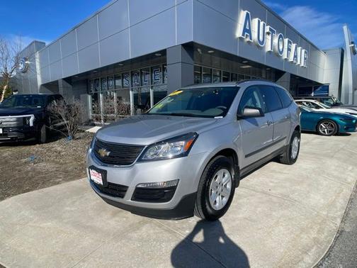 2017 Chevrolet Traverse LS