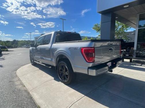 ICONIC SILVER METALLIC 2022 Ford F-150 XLT