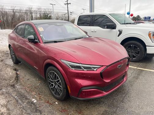 MOLTEN MAGENTA TINTED CC 2025 Ford Mustang Mach-E PREMIUM