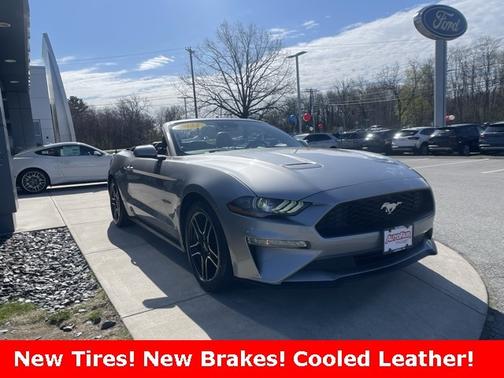 2022 Ford Mustang ECOBOOST PREMIUM