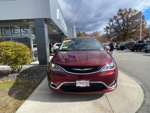 2018 Chrysler Pacifica LIMITED