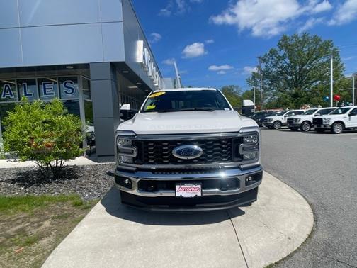 2023 Ford F-350 LARIAT SUPER DUTY