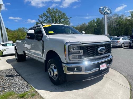 2023 Ford F-350 LARIAT SUPER DUTY