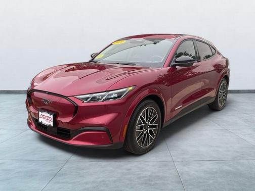 MOLTEN MAGENTA TINTED CC 2025 Ford Mustang Mach-E PREMIUM
