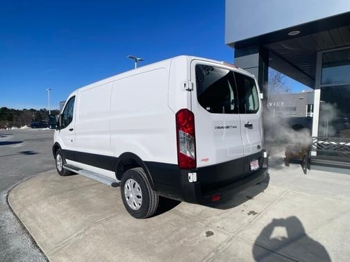 2024 Ford Transit-250 BASE