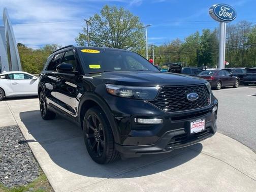 2022 Ford Explorer ST