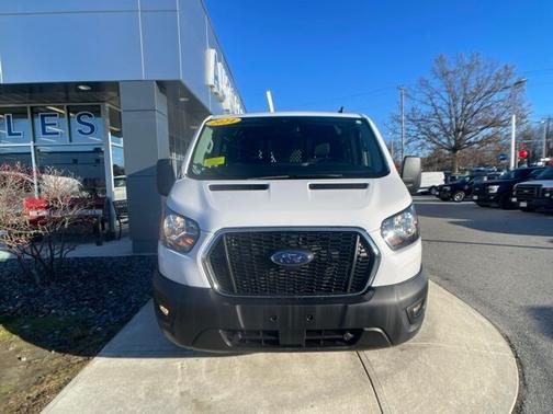 2024 Ford Transit-250 BASE