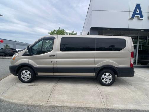 WHITE GOLD METALLIC 2017 Ford Transit-150 XLT