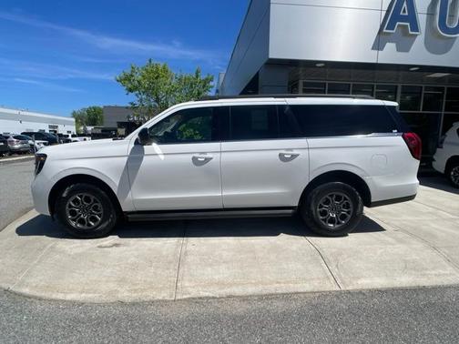 STAR WHITE MET TRI-COAT 2025 Ford Expedition ACTIVE