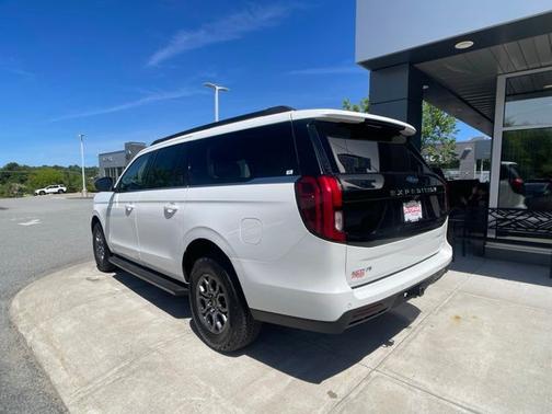 STAR WHITE MET TRI-COAT 2025 Ford Expedition ACTIVE