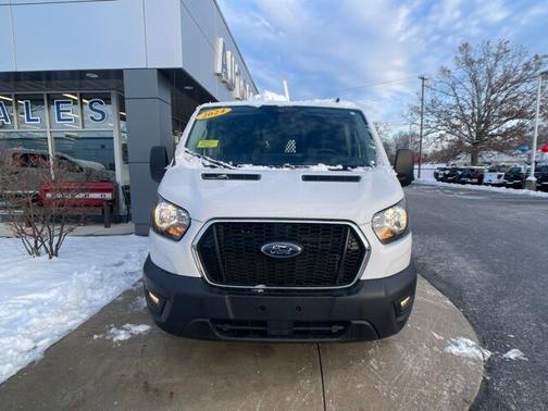 2024 Ford Transit-250 BASE