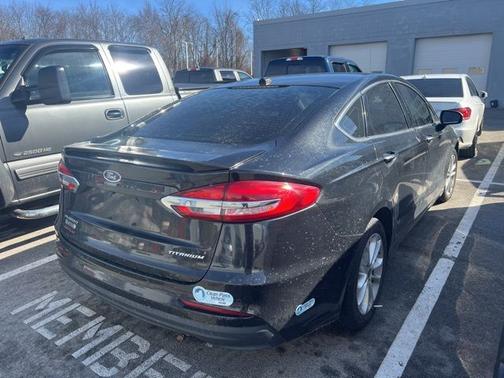 2019 Ford Fusion Energi TITANIUM