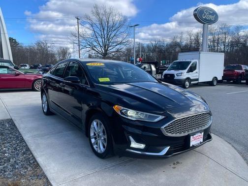 2019 Ford Fusion Energi TITANIUM
