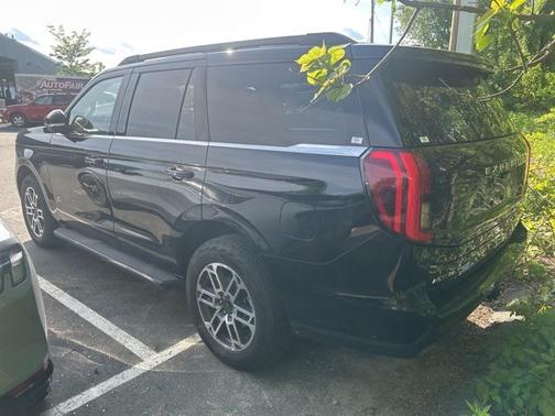 AGATE BLACK METALLIC 2025 Ford Expedition ACTIVE