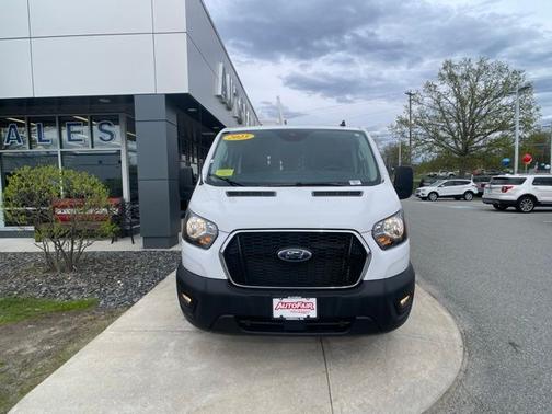 OXFORD WHITE 2025 Ford Transit-250 BASE