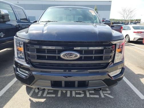AGATE BLACK METALLIC 2022 Ford F-150 XLT