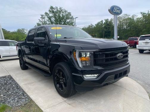 AGATE BLACK METALLIC 2022 Ford F-150 XLT