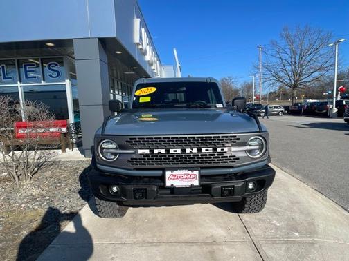 AZURE GRAY MET TRI-COAT 2025 Ford Bronco BADLANDS