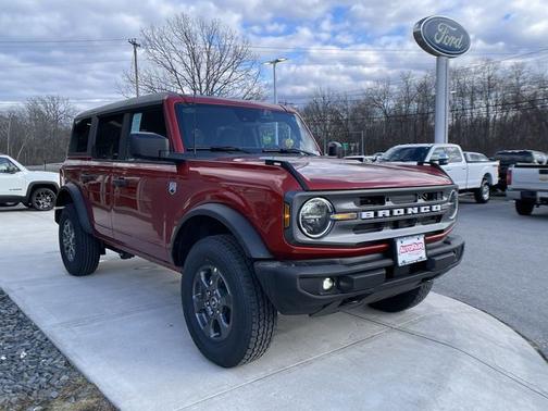 HOT PEPPER RED MET TINT CC 2023 Ford Bronco BIG BEND