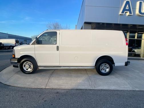2024 Chevrolet Express 2500 WORK VAN