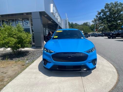 2024 Ford Mustang Mach-E GT