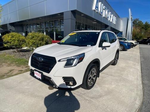 2022 Subaru Forester PREMIUM