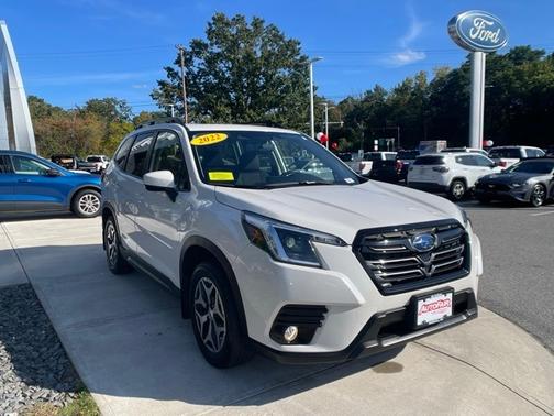 2022 Subaru Forester PREMIUM