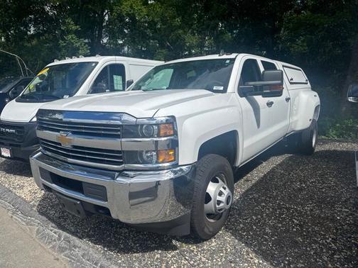 Summit White 2017 Chevrolet Silverado 3500 WT